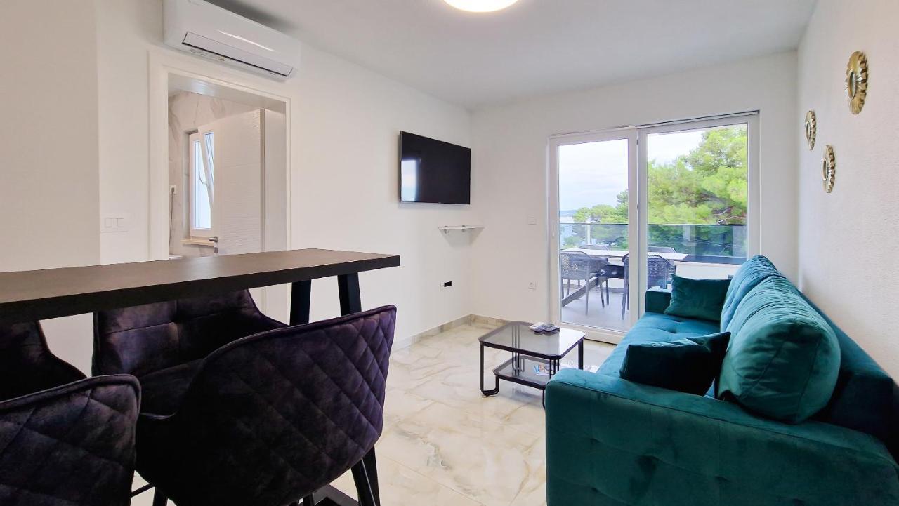 Villa Apartments Marko & Simun Kaštela Extérieur photo