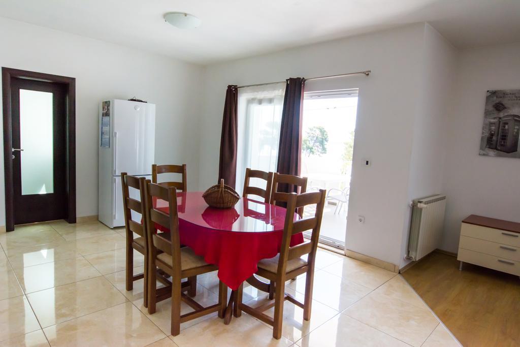 Villa Apartments Marko & Simun Kaštela Extérieur photo