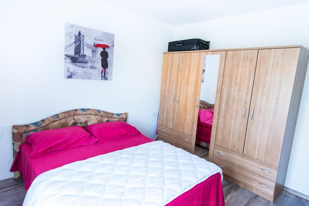 Villa Apartments Marko & Simun Kaštela Extérieur photo