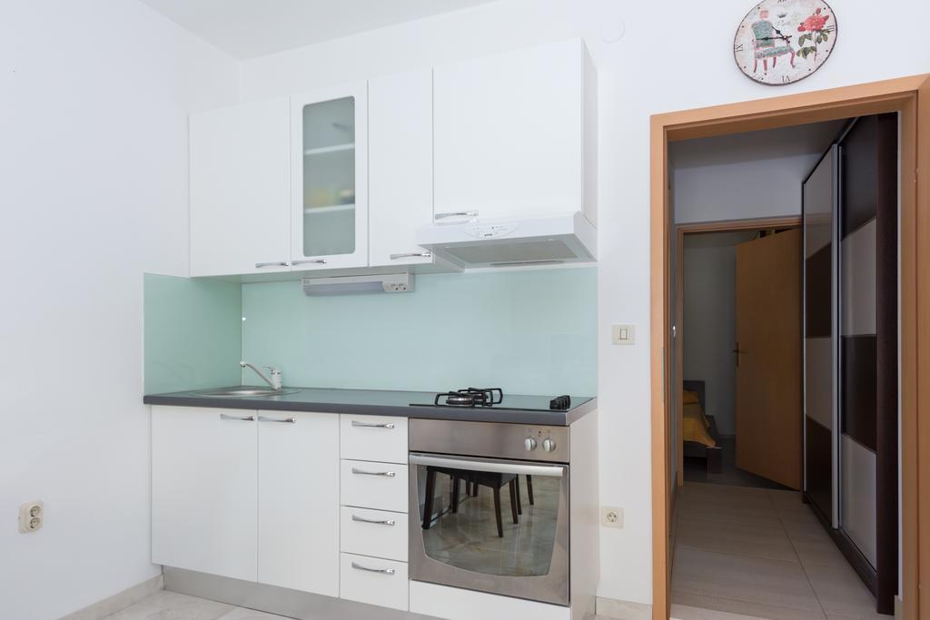 Villa Apartments Marko & Simun Kaštela Extérieur photo
